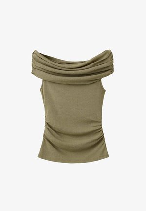 Haut sans manches vert olive avec un large col bardé froncé décolleté épaules dénudées et côtés froncés, silhouette ajustée.