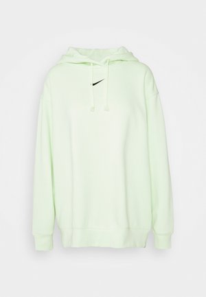 Jasnozielona bluza z kapturem, długimi rękawami, kieszenią typu kangurek, sznurkiem w kapturze oraz małym czarnym logo Nike na piersi.