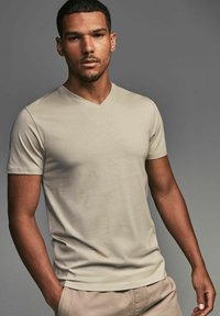 Next V-NECK FIVE PACK - Základné tričko - blue green pink grey