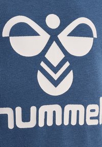 Hummel - Dres