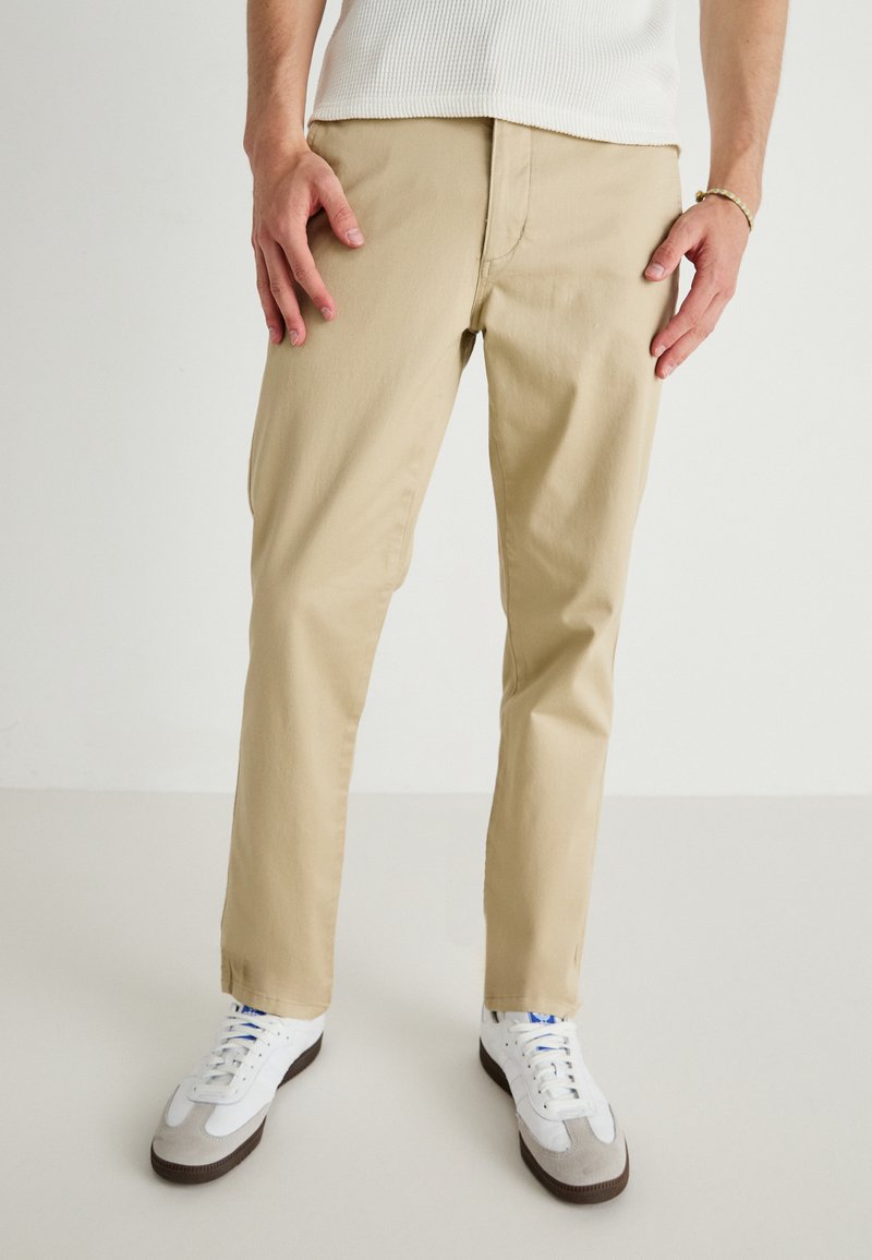 DOCKERS ORIGINAL SLIM - Chinos - safari