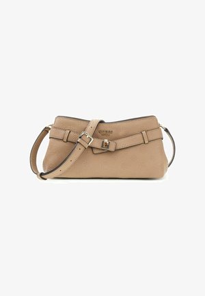 Sac bandoulière Guess marron clair avec motif logo embossé, sangle réglable et petite boucle dorée à l'avant.