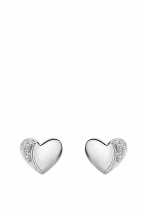 Boucles d'oreilles en argent en forme de cœur avec une finition polie et des accents de pierres précieuses transparentes d'un côté. Design compact adapté à un usage quotidien.