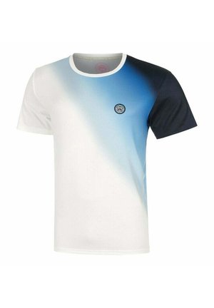 Camiseta de manga corta con un diseño en degradado que va de blanco a azul, con una manga de acento negra y un logotipo circular en el pecho.