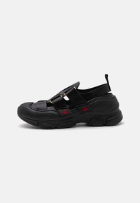 CATCH STOMPER - Baskets basses - black