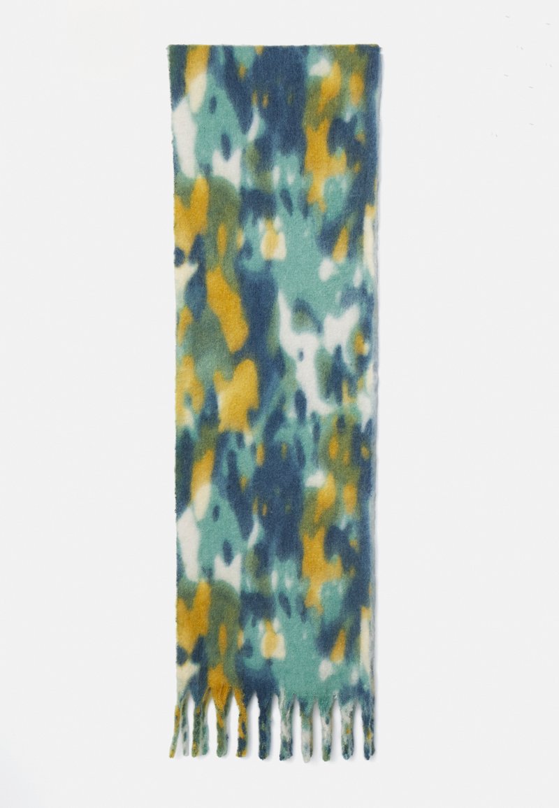 Cachecol em mistura de lã com um padrão abstrato multicolorido em verde, amarelo e azul, com bordas com franjas para adicionar textura.