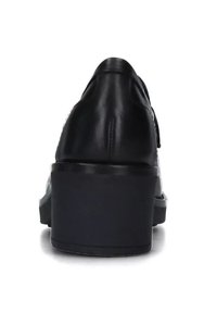 Scarpa in pelle nera con punta arrotondata, tacco a blocco basso e texture liscia, caratterizzata da cuciture minime e un design pulito.