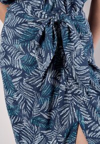Apricot MIDI  - Gonna a portafoglio - blue