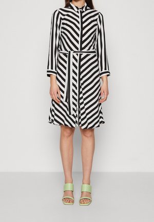 Robe chemise - white