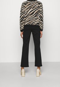 ONLY MATERNITY Pullover - black