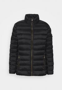 Svart vadderad puffjacka med hög krage, dragkedja framtill, zippered sidfickor och en liten ficka på vänster ärm.