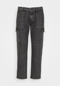 Dunkelgraue Denim-Cargohosen mit geraden Beinen, versehen mit zwei seitlichen Taschen und einem Knopfverschluss. Glatte Textur und robustes Material.