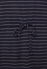 ONLY ONLKARLA GLITTER DRESS - Vestido de dia - night sky/frosted almond