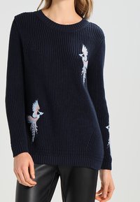 Cartoon Stickad tröja - dark blue