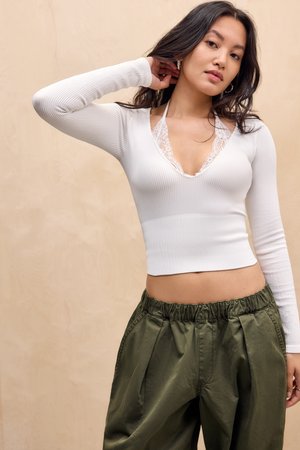 BDG Urban Outfitters SEEING  biały