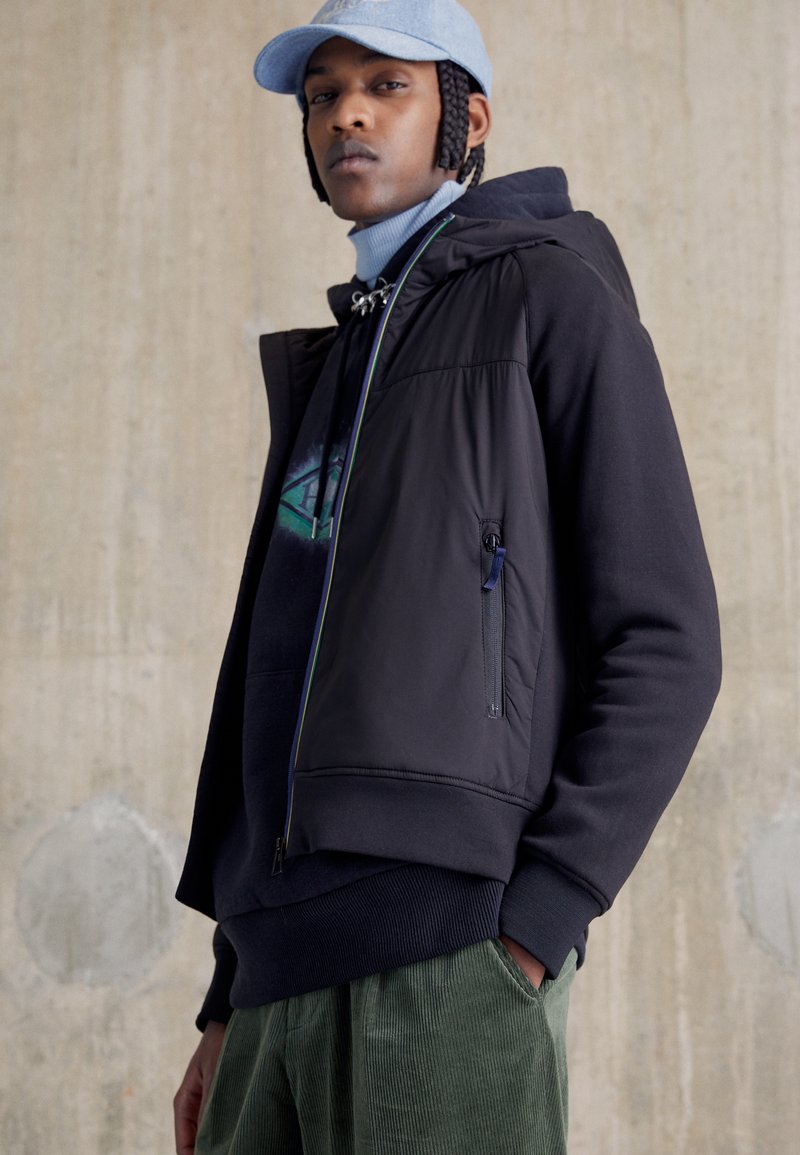 Herren T-shirts & Polos | PS Paul Smith MIXED MEDIA JACKET Übergangsjacke black/schwarz - KN89979 Herren T-shirts & Polos | PS Paul Smith MIXED MEDIA JACKET Übergangsjacke black/schwarz - KN89979