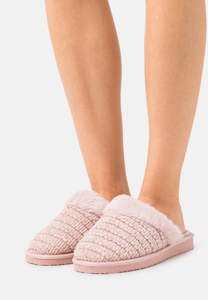 Slippers - pink