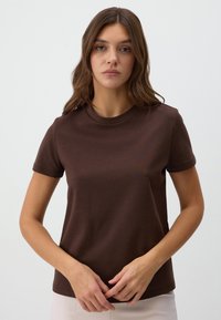 CREW NECK SHORT SLEEVE - T-shirt basique - bitter brown