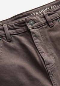 Next VINTAGE - REGULAR FIT - Džínsy s rovným strihom - dark burgundy washed