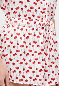Abercrombie & Fitch Sleep Short - Donji dio pidžame - white/red