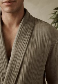 Next REGULAR FIT  - Kylpytakki - sage green