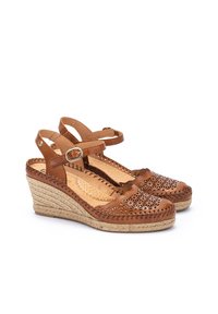 Pikolinos VILA - Sandalias de cuña - Light brown