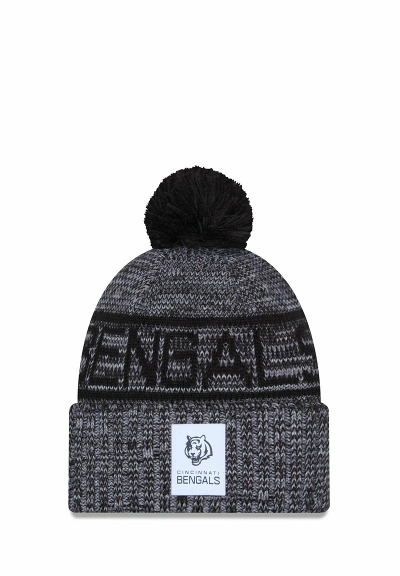 Strickmütze in Schwarz und Grau mit einem Pompon oben, ausgestattet mit einem "BENGALS"-Bündchen und einem bestickten Logoschild mit der Aufschrift "CINCINNATI BENGALS."