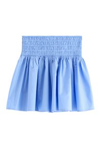 Gonna di cotone azzurro chiaro con vita arricciata e design svasato e arricciato. Il tessuto è liscio con una leggera lucentezza.