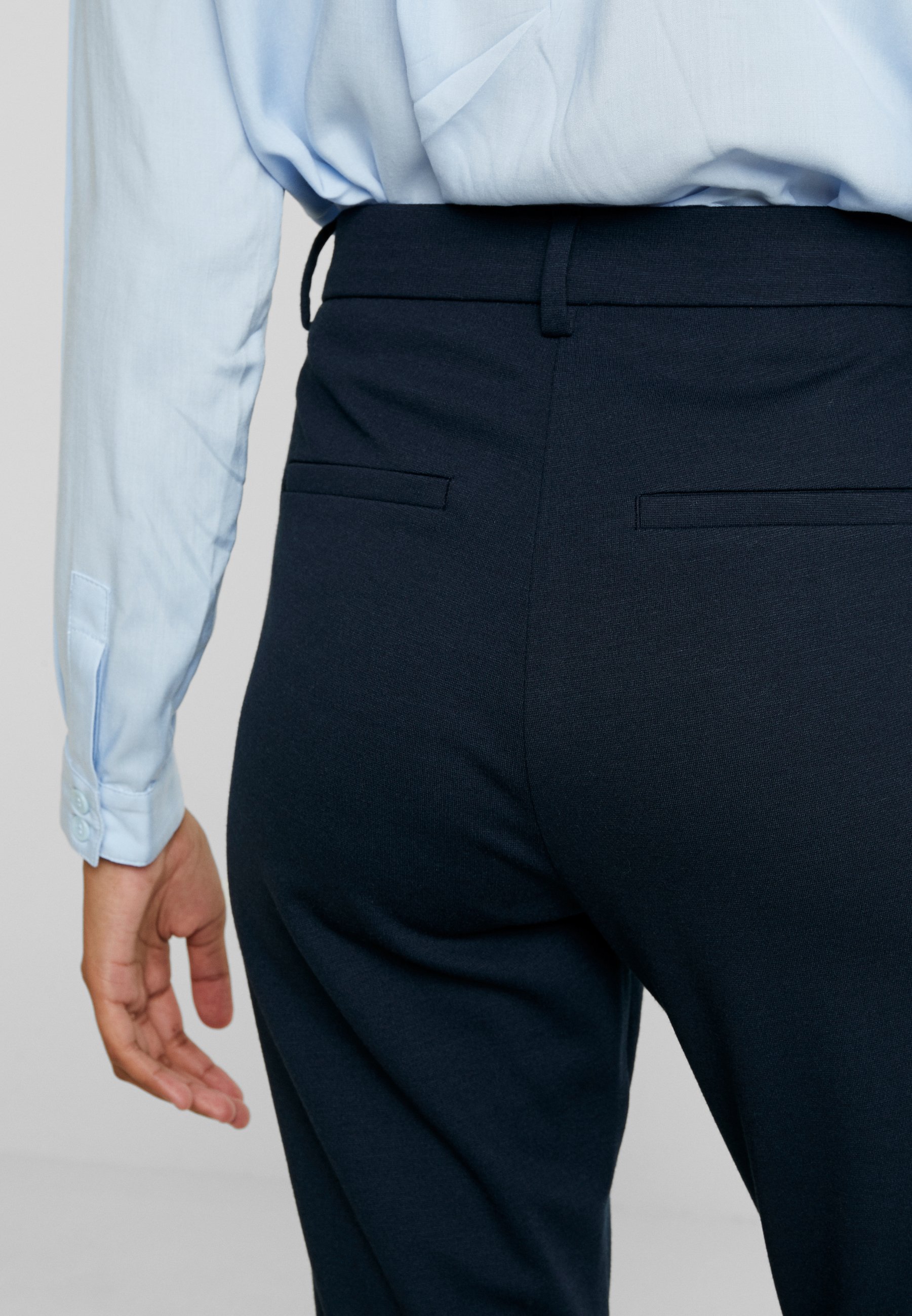 Fiveunits ANGELIE Bukse navy zinni Zalando.no Fiveunits ANGELIE - Bukse - navy zinni