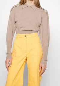 Victoria Beckham Strickpullover - camel
