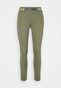 Oliwkowe legginsy wykonane z elastycznej tkaniny, z paskiem w pasie z logo PUMA i żółtymi akcentami, dopasowany krój oraz minimalne detale.
