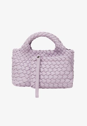 Gewebte lila Handtasche mit strukturierter Oberfläche, ausgestattet mit zwei runden Griffen und einer Reißverschlusstasche auf der Vorderseite zur Aufbewahrung.