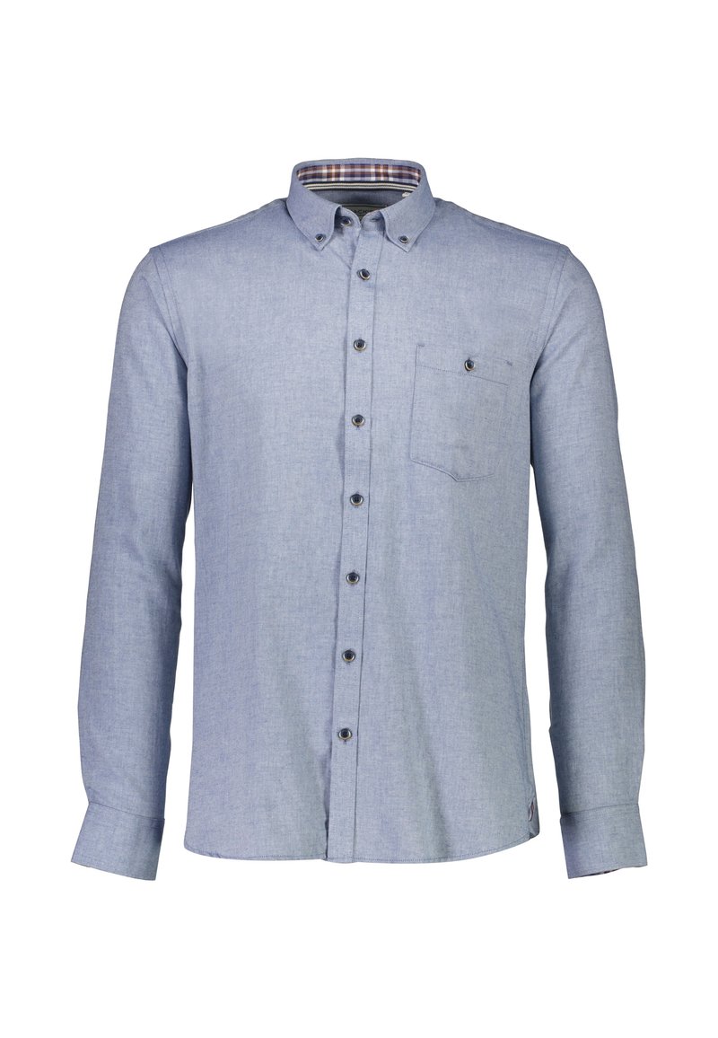 Camicia azzurra chiara con bottoni, realizzata in cotone con una finitura texture, dotata di una tasca sul petto e con un motivo a quadri all'interno del colletto.