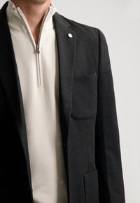 Dstrezzed Blazer - raven