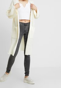 Noisy May Kardigan - off-white