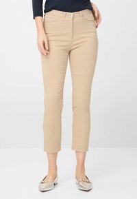 BRAX - STYLE LAURA 6/8 - Jeans Slim Fit - sand Thumbnail-Bild 1