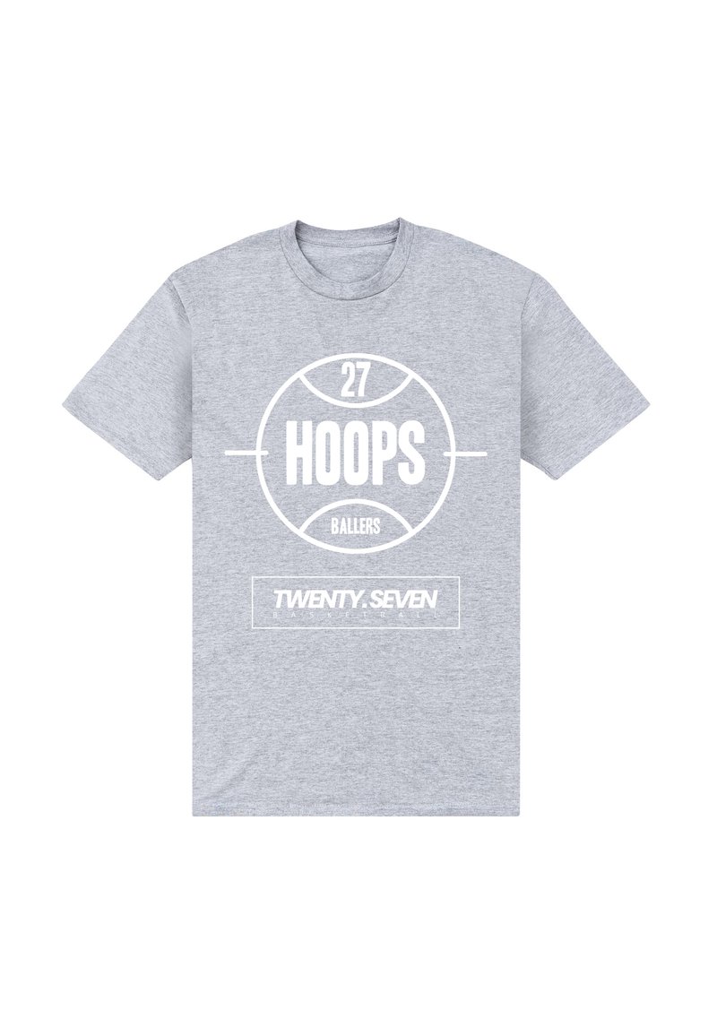 Šedé bavlněné tričko s krátkým rukávem, na kterém jsou bílé grafiky: "27 HOOPS BALLERS" umístěné v kruhovém uspořádání a "TWENTY.SEVEN" v obdélníku.