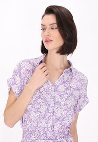 usha Abito a camicia - purple white