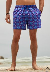 Next REGULAR FIT - Fürdőnadrág - pink mediterranean tile