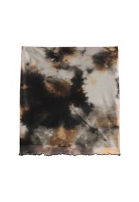 Sciarpa leggera e trasparente con un motivo tie-dye in nero, marrone e crema, caratterizzata da un bordo ondulato. Forma rettangolare, texture morbida.