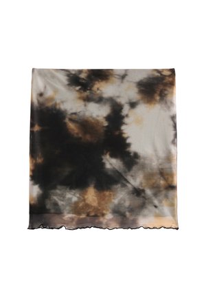 Sciarpa leggera e trasparente con un motivo tie-dye in nero, marrone e crema, caratterizzata da un bordo ondulato. Forma rettangolare, texture morbida.