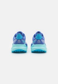 HOKA CHALLENGER 7 - Běžecké boty do terénu - ether/cosmos