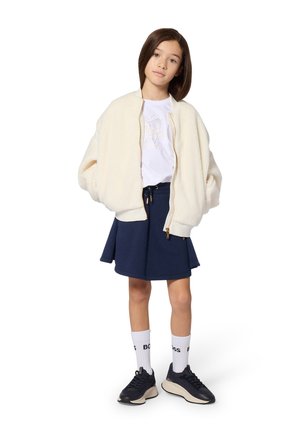 BOSS Kidswear, TEE-SHIRT MANCHES LONGUES - T-shirt à manches longues - blanc