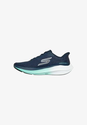 Navyblauer Skechers Laufschuh mit weißer und hellblauer Sohle, Schnürdesign und Logo an der Seite.