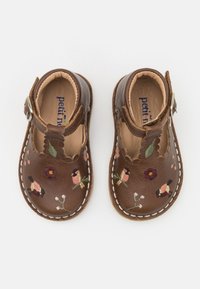 Petit Nord Copenhagen T-BAR SCALLOP BIRDS UNISEX - Boty se suchým zipem - hazelnut