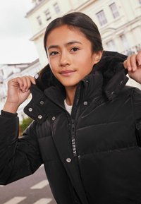 Lipsy Vinterfrakke - black