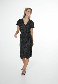 Protest PRTBRESSER - Freizeitkleid - true black