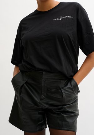 T-shirt z nadrukiem