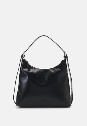 Sac à main en cuir noir avec une seule anse supérieure et une bandoulière réglable, doté d'une fermeture éclair et de quincaillerie argentée.