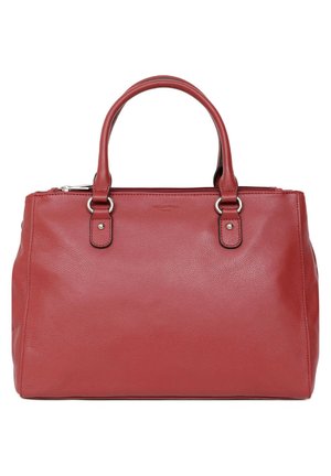 Bolso de mano de cuero rojo con asas dobles, herrajes plateados, cierre de cremallera y superficie texturizada. Presenta una forma estructurada y rectangular.